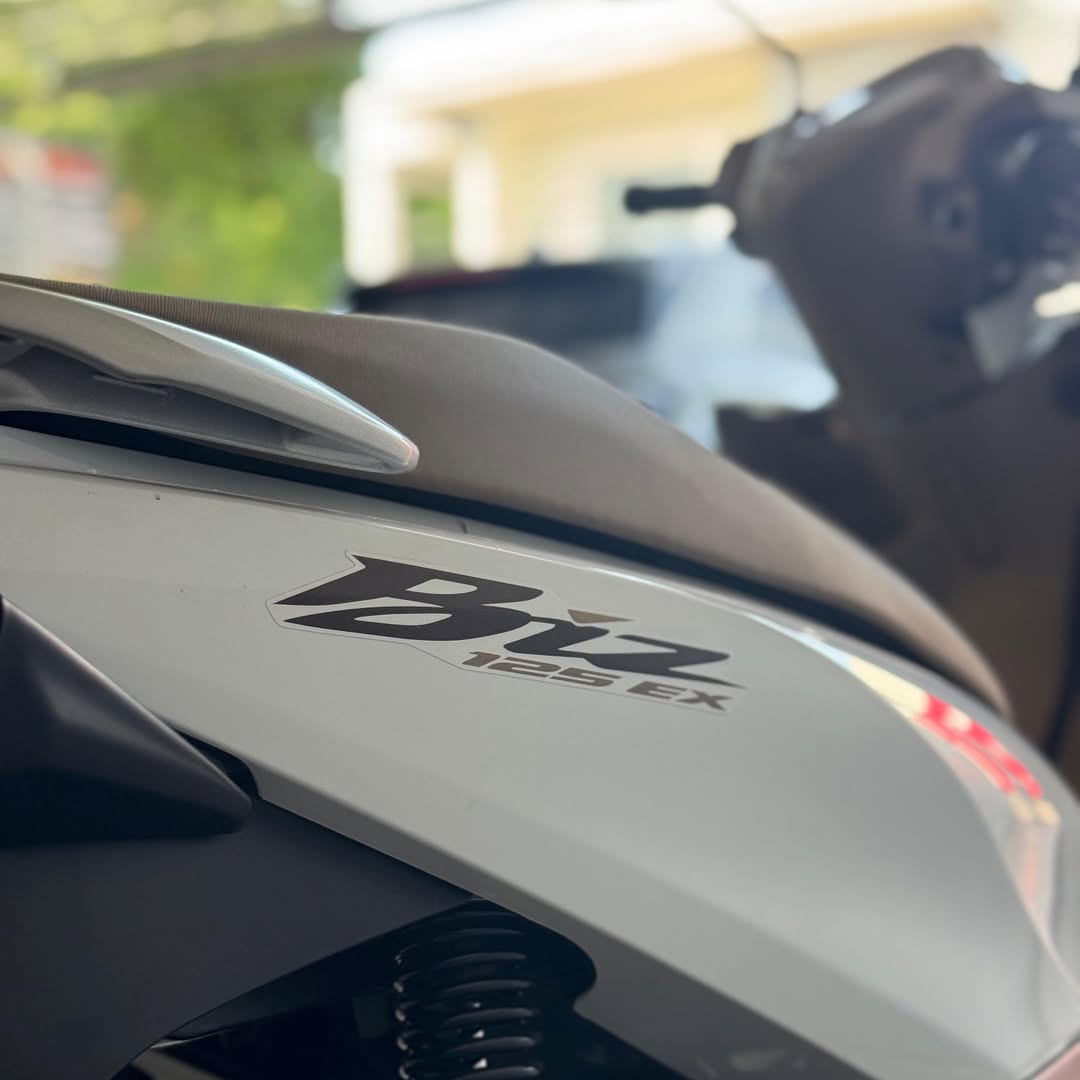 HONDA BIZ EX 2025 2026
