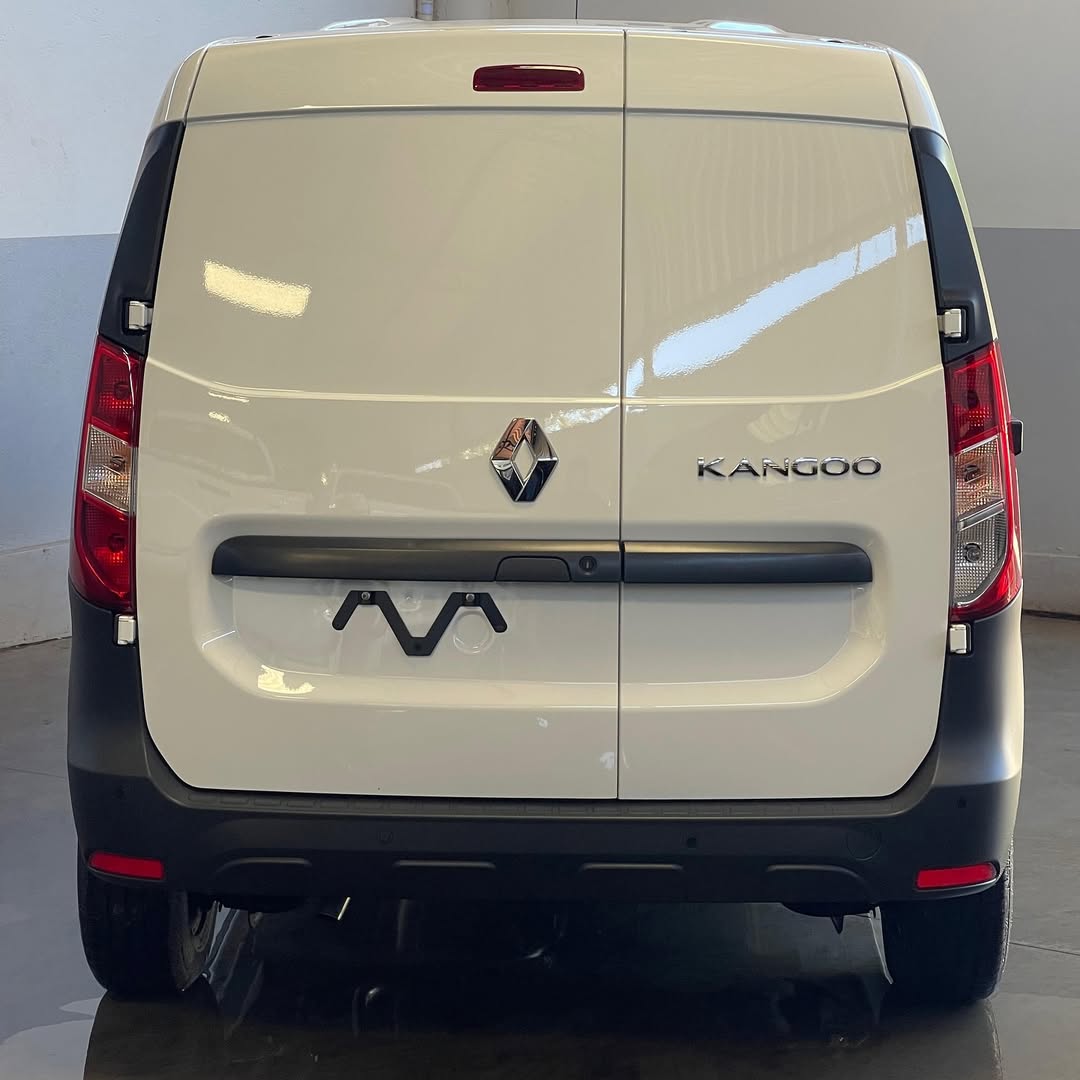 RENAULT KANGOO 1.6 FLEX MANUAL 2025 2026