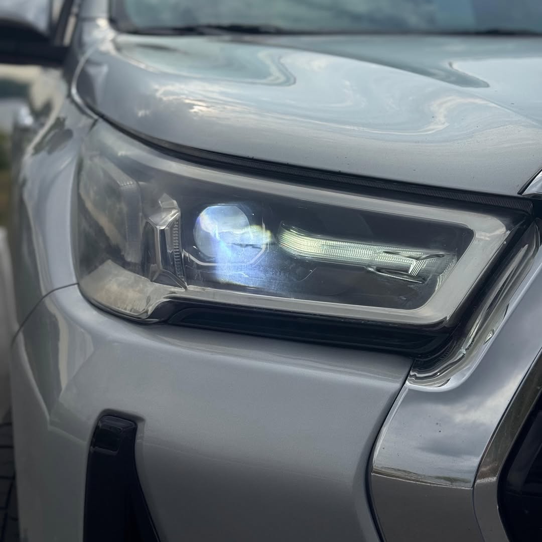 TOYOTA HILUX SRX 2.8 4x4 DIESEL AUTOMÁTICA 2017 2017