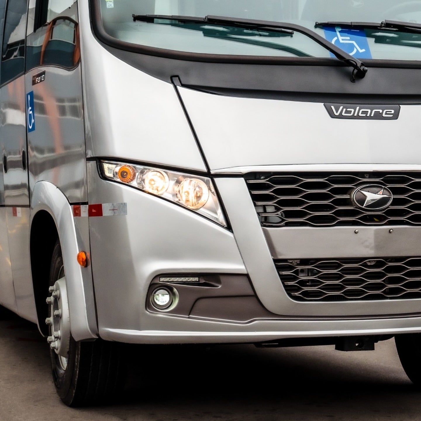ÔNIBUS VOLARE FLY 10 37 LUGARES 2025 2025